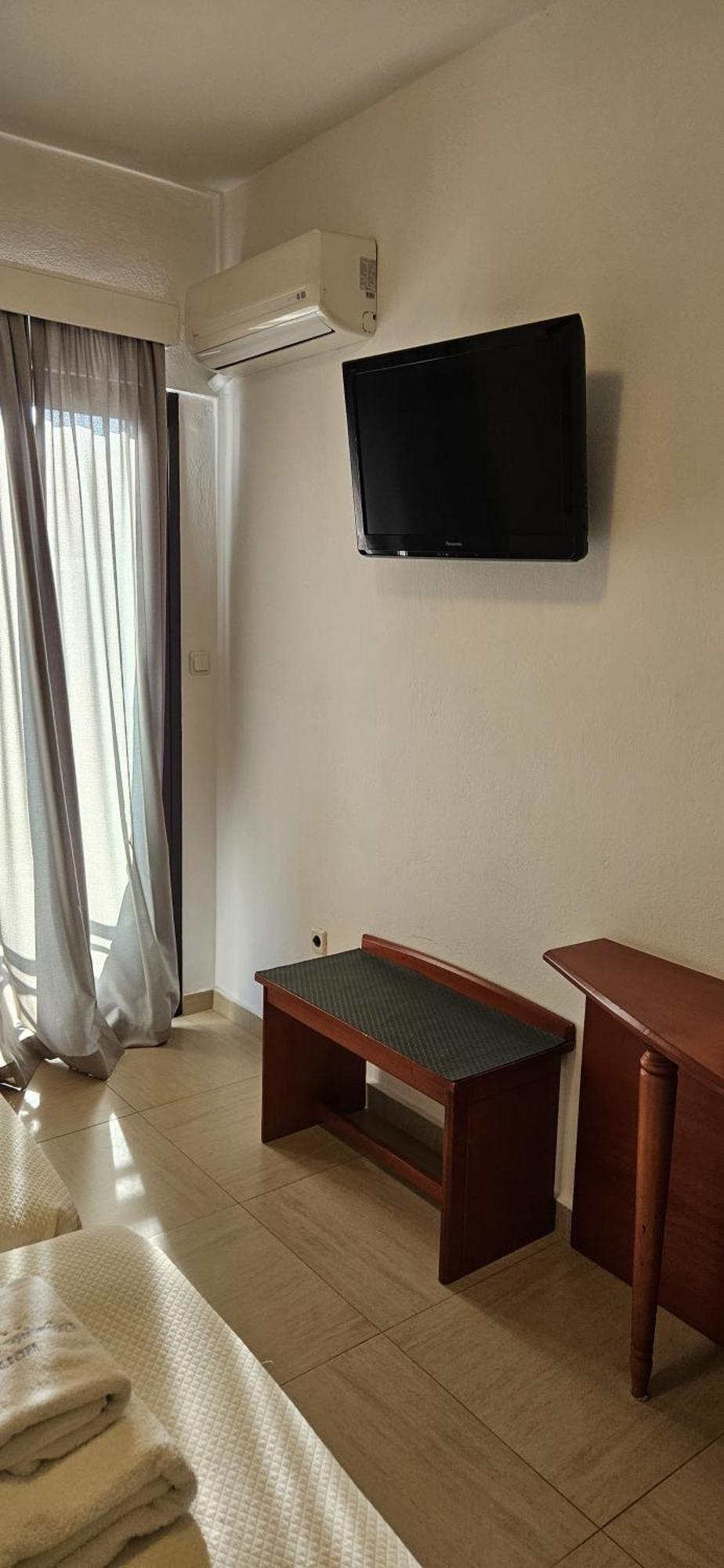 Olympic Village Hotel & Spa Ancient Olympia Room photo