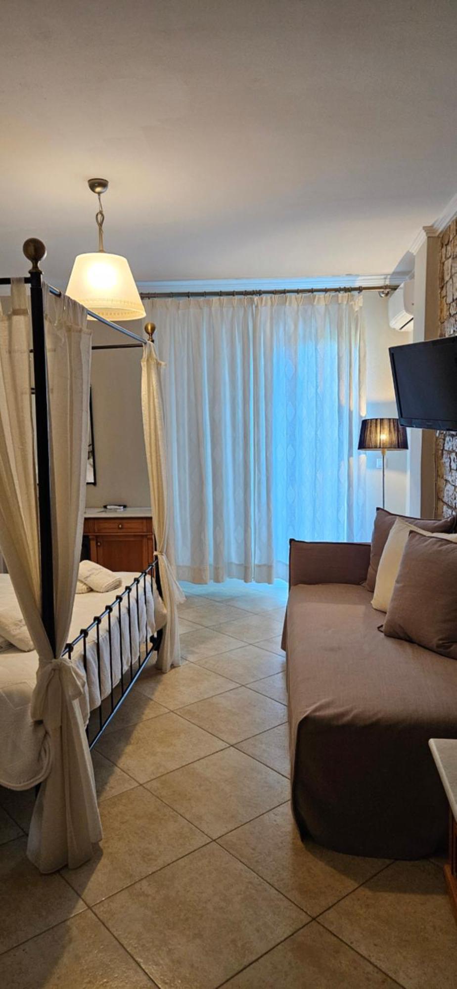 Olympic Village Hotel & Spa Ancient Olympia Room photo